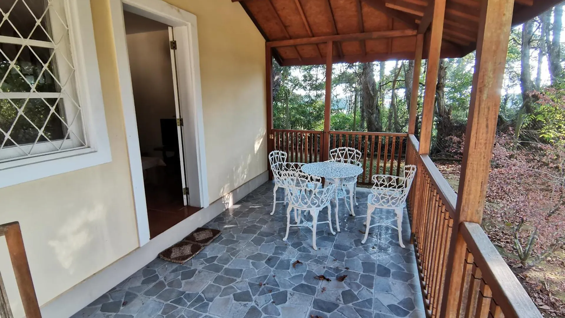 Recanto Da Castanheira Campos do Jordao 0*,